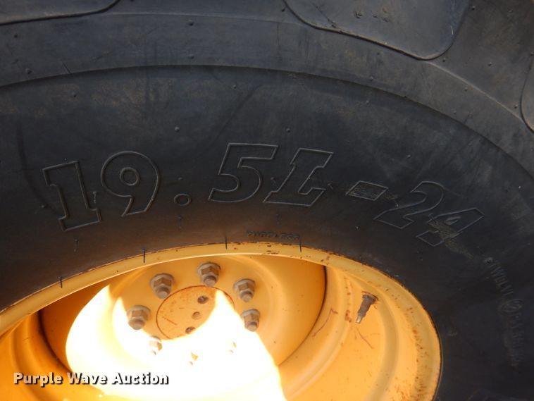 image for item KP9177 2002 Caterpillar 420D  backhoe