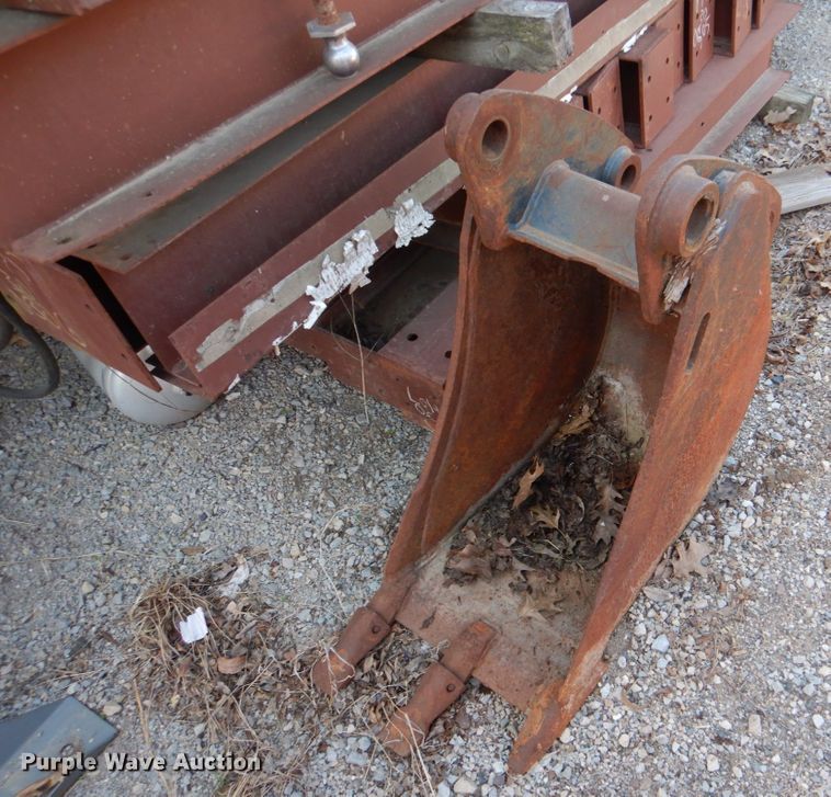 image for item KP9177 2002 Caterpillar 420D  backhoe