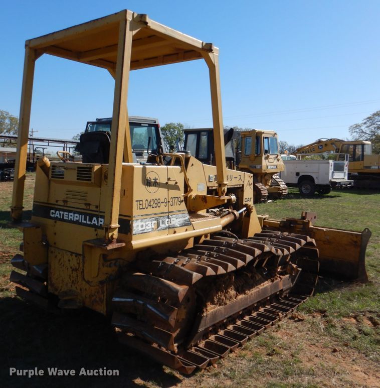 image for item KP9180 1989 Caterpillar D3C  dozer