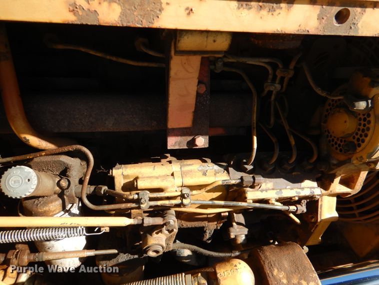 image for item KP9180 1989 Caterpillar D3C  dozer