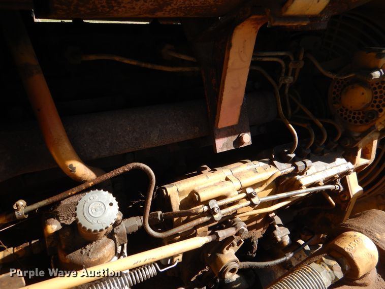 image for item KP9180 1989 Caterpillar D3C  dozer