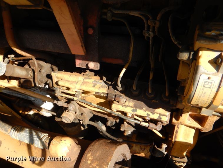 image for item KP9180 1989 Caterpillar D3C  dozer