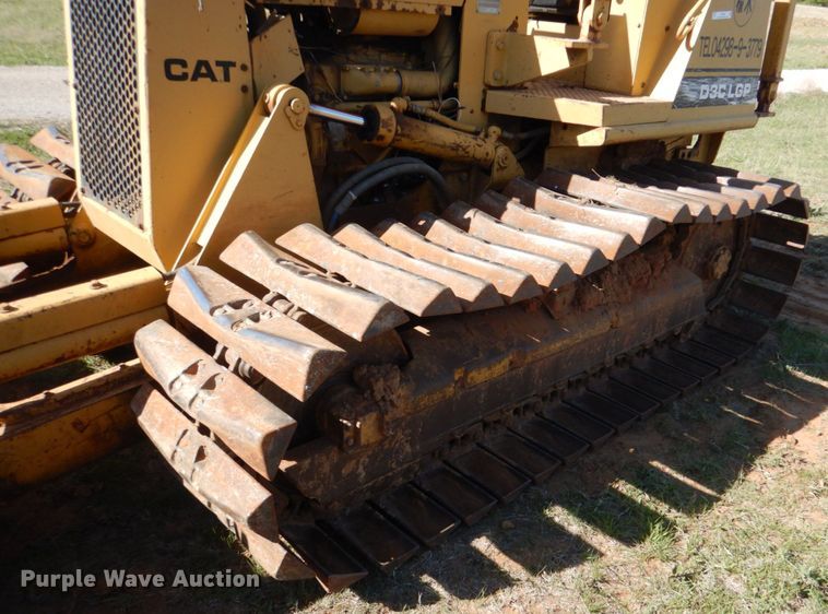 image for item KP9180 1989 Caterpillar D3C  dozer
