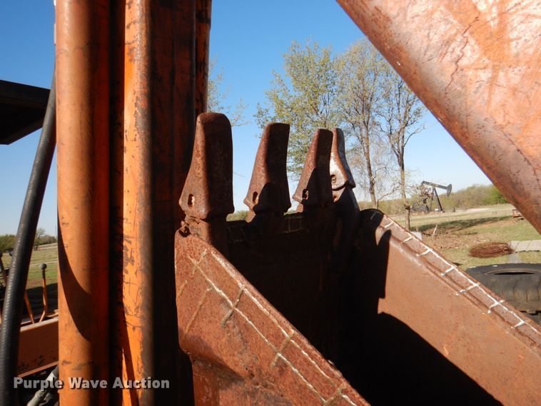 image for item KP9181 1975 Case 580B  backhoe