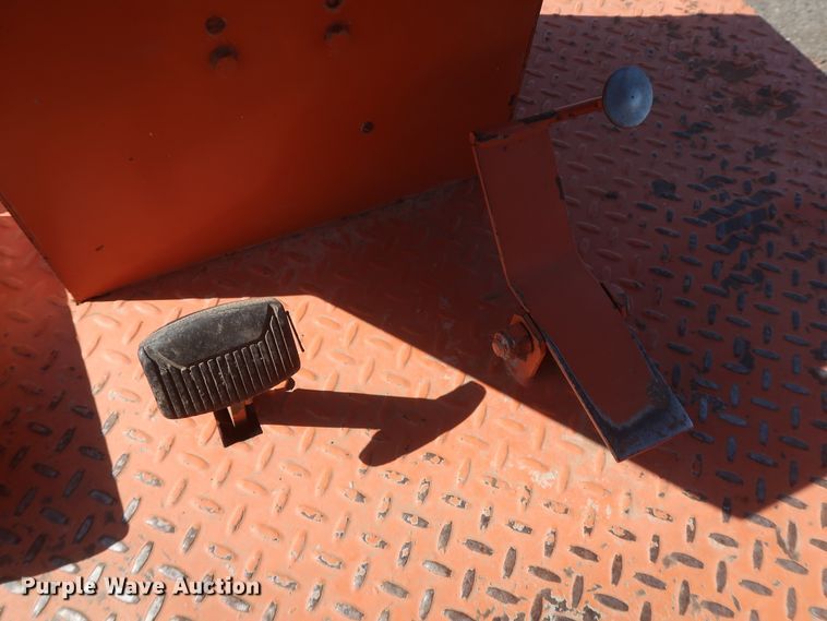 image for item KR9762 2007 Broce RJ350  broom