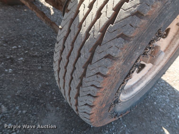 image for item KR9762 2007 Broce RJ350  broom