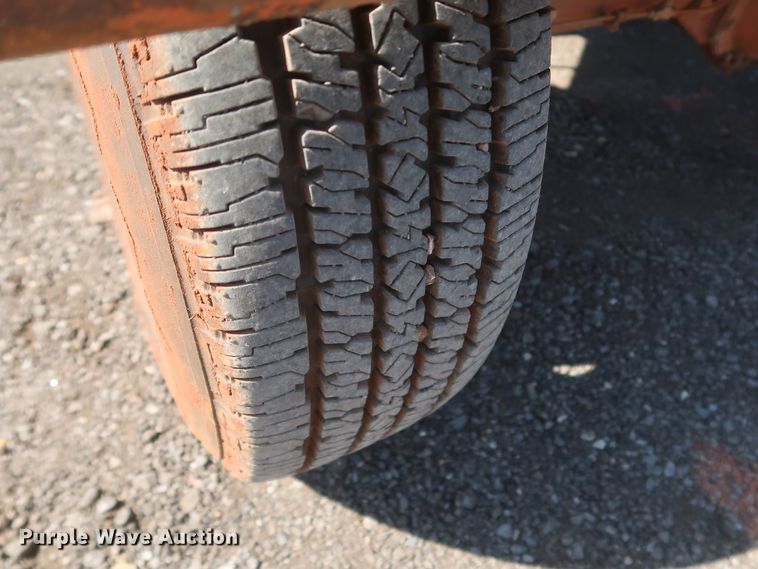 image for item KR9762 2007 Broce RJ350  broom