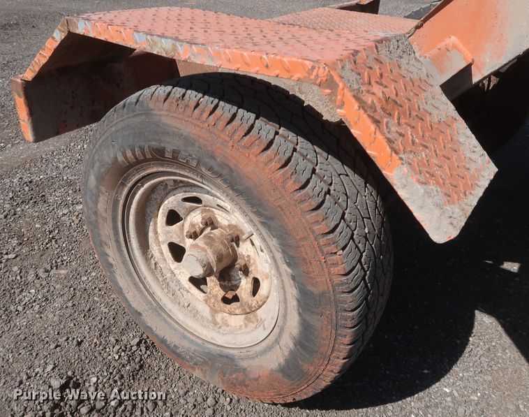 image for item KR9762 2007 Broce RJ350  broom