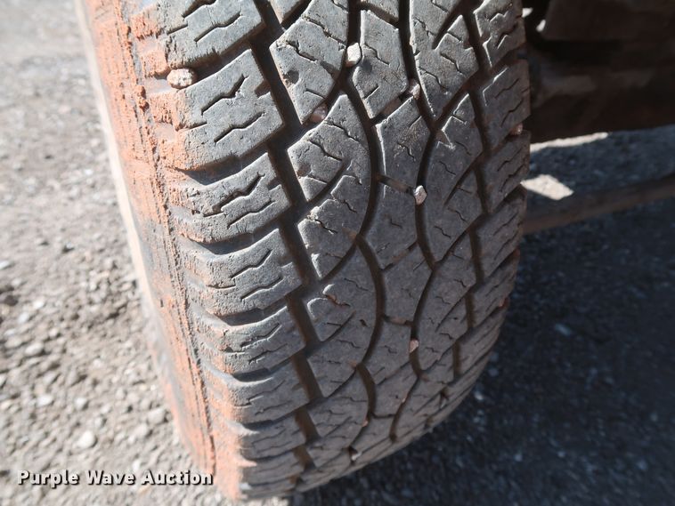 image for item KR9762 2007 Broce RJ350  broom