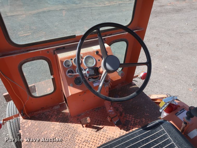 image for item KR9763 2001 Broce RJ350  broom