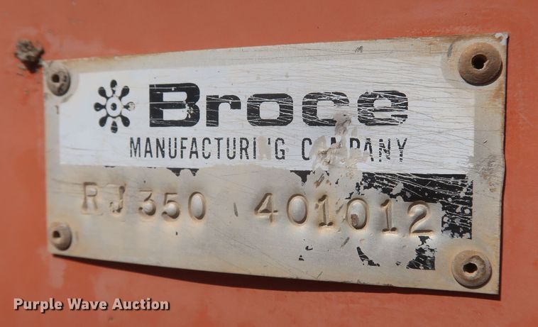 image for item KR9763 2001 Broce RJ350  broom