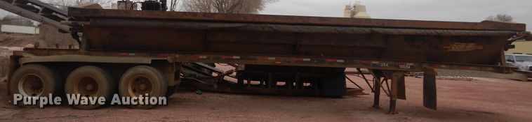 image for item KT9076 2007 Side Dump Industries  side dump trailer