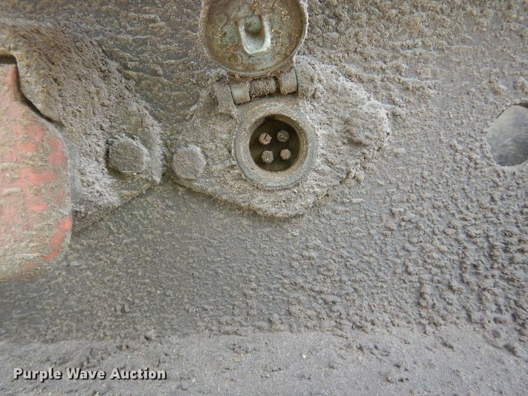 image for item KT9076 2007 Side Dump Industries  side dump trailer