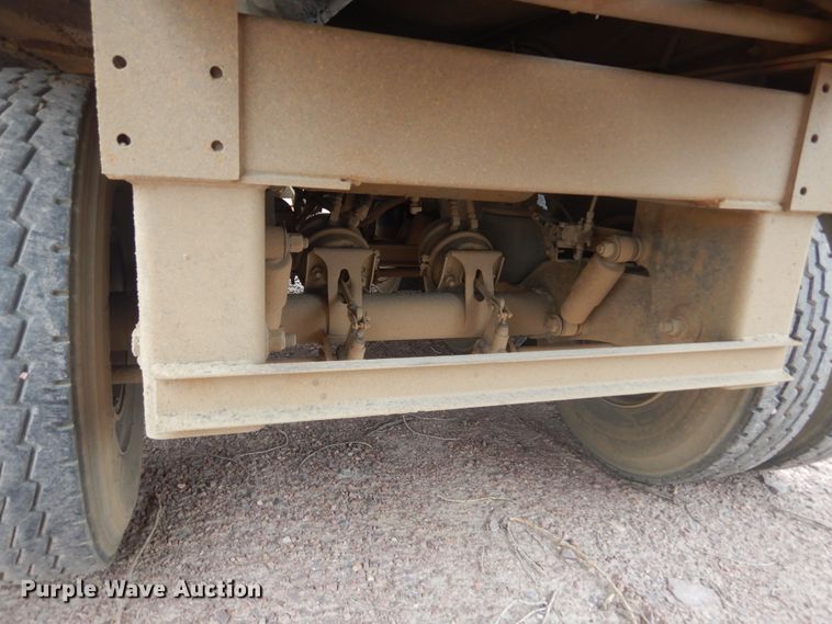 image for item KT9076 2007 Side Dump Industries  side dump trailer