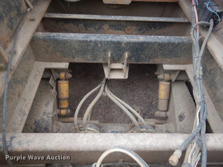 image for item KT9076 2007 Side Dump Industries  side dump trailer