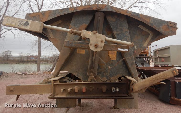 image for item KT9076 2007 Side Dump Industries  side dump trailer