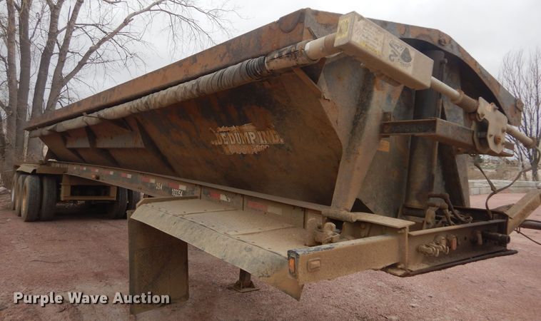 image for item KT9076 2007 Side Dump Industries  side dump trailer