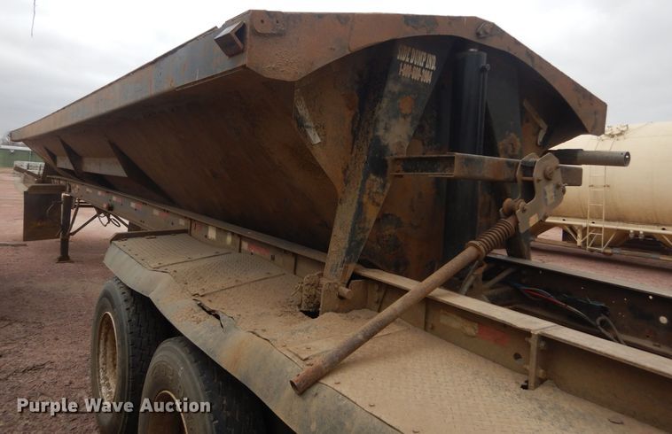 image for item KT9076 2007 Side Dump Industries  side dump trailer