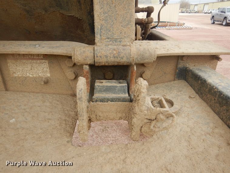 image for item KT9076 2007 Side Dump Industries  side dump trailer