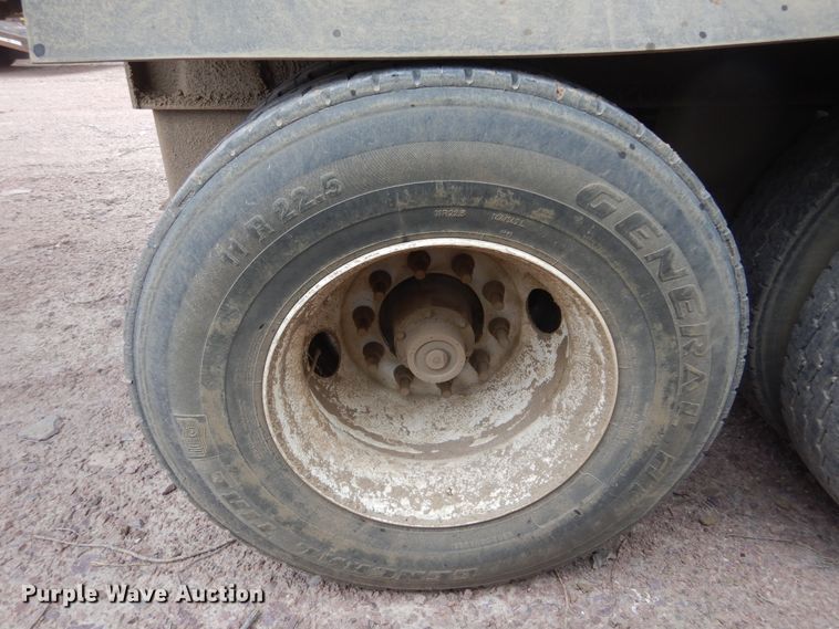 image for item KT9076 2007 Side Dump Industries  side dump trailer