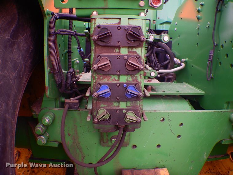 image for item KT9086 2012 John Deere 9560R  Scraper Special 4WD tractor