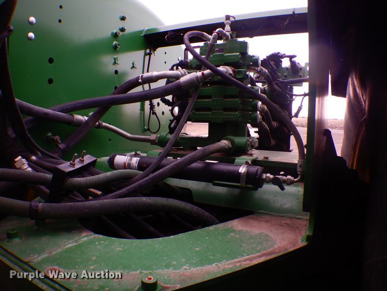 image for item KT9086 2012 John Deere 9560R  Scraper Special 4WD tractor