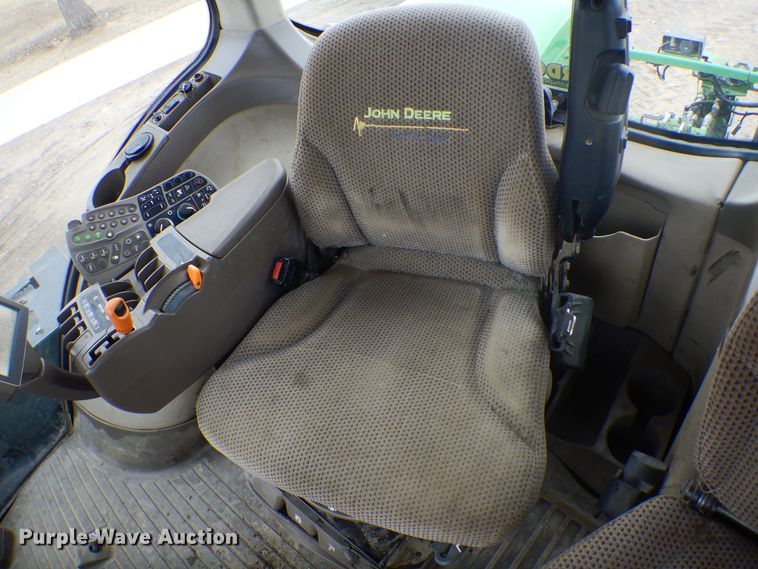 image for item KT9086 2012 John Deere 9560R  Scraper Special 4WD tractor