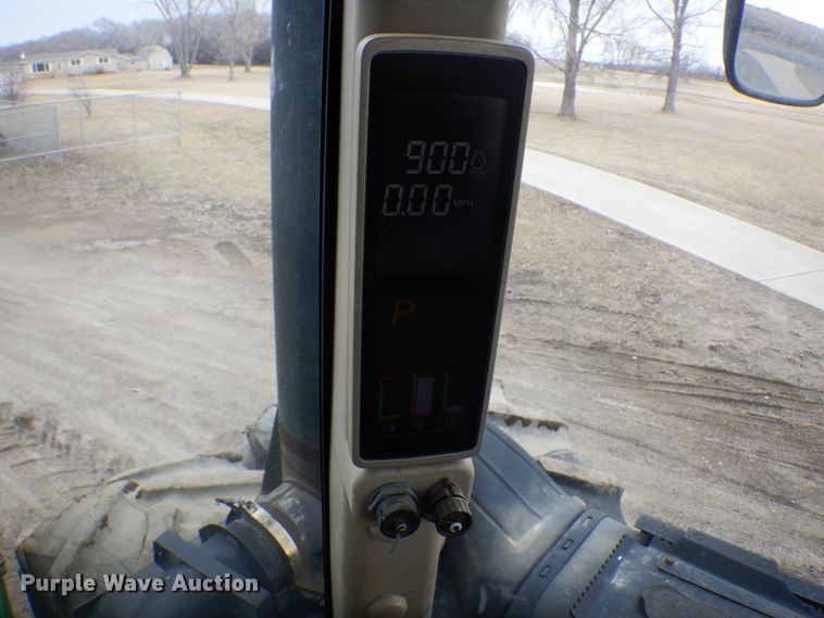 image for item KT9086 2012 John Deere 9560R  Scraper Special 4WD tractor