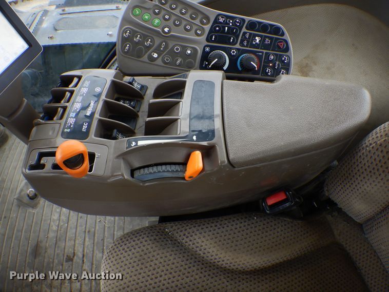 image for item KT9086 2012 John Deere 9560R  Scraper Special 4WD tractor