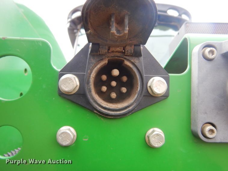 image for item KT9087 2013 John Deere 9560R  Scraper Special 4WD tractor