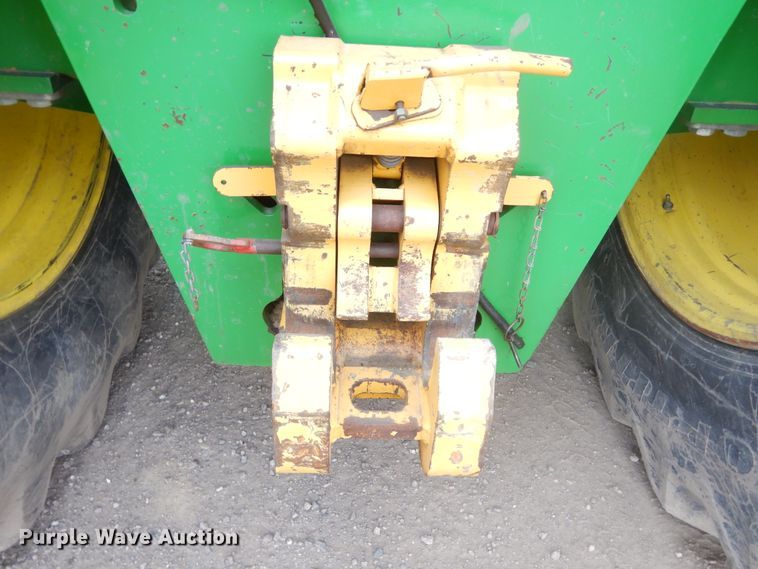 image for item KT9087 2013 John Deere 9560R  Scraper Special 4WD tractor