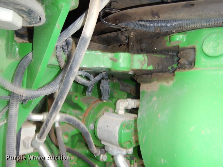 image for item KT9087 2013 John Deere 9560R  Scraper Special 4WD tractor