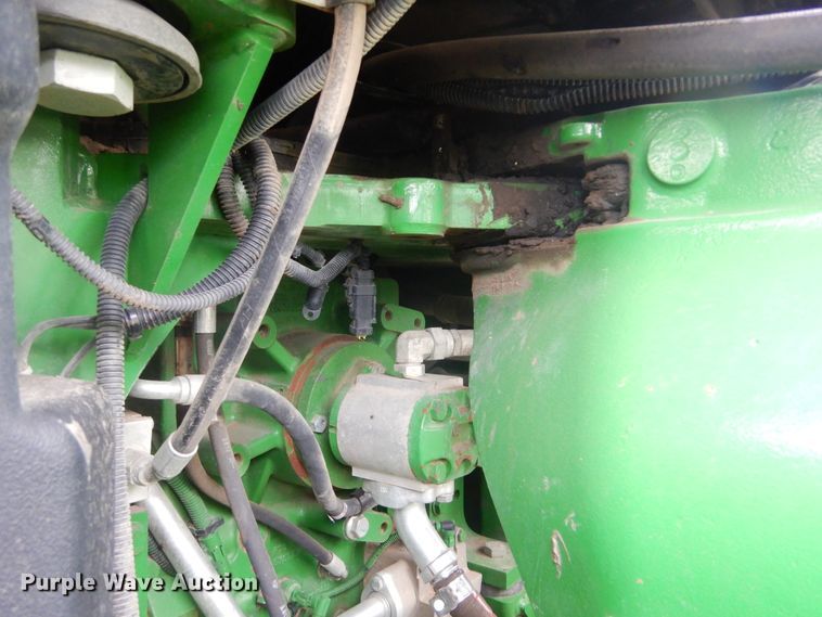 image for item KT9087 2013 John Deere 9560R  Scraper Special 4WD tractor