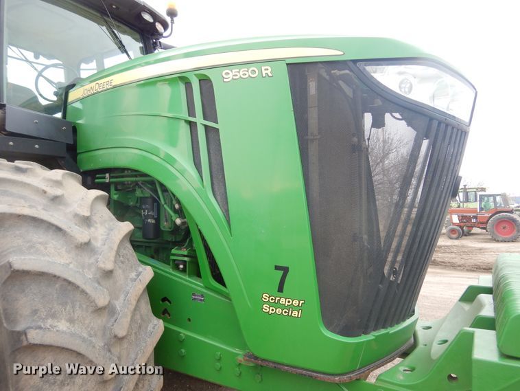 image for item KT9087 2013 John Deere 9560R  Scraper Special 4WD tractor