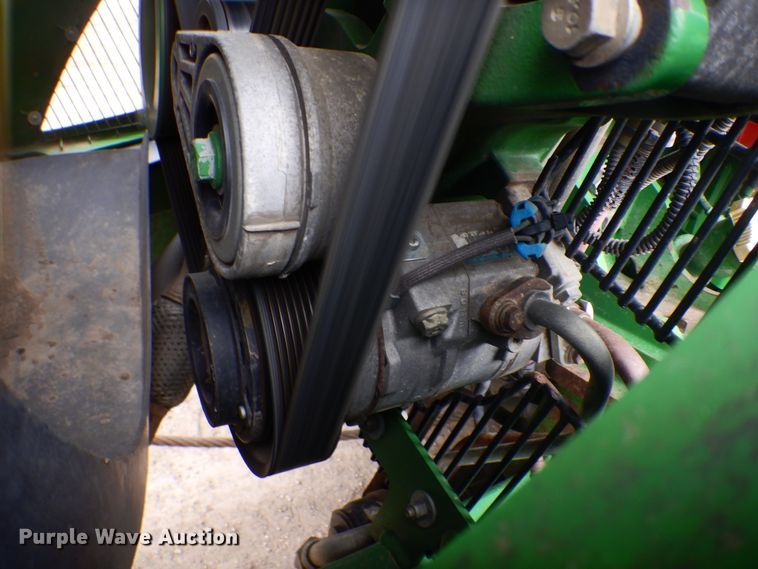 image for item KT9087 2013 John Deere 9560R  Scraper Special 4WD tractor