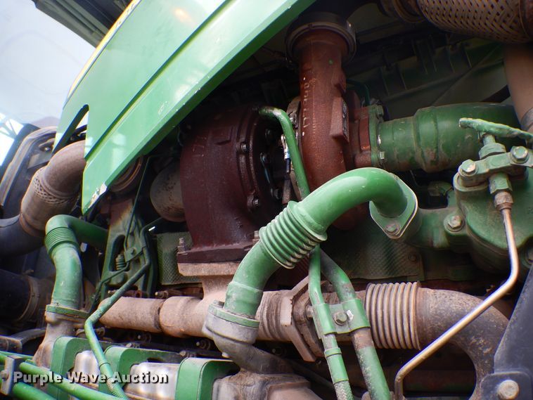 image for item KT9087 2013 John Deere 9560R  Scraper Special 4WD tractor