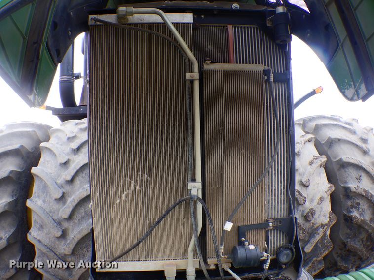 image for item KT9087 2013 John Deere 9560R  Scraper Special 4WD tractor