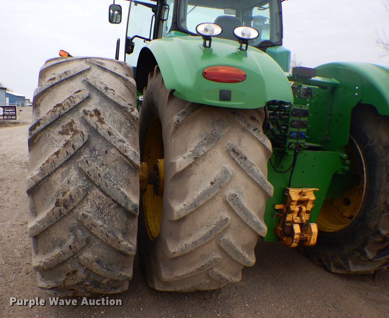 image for item KT9087 2013 John Deere 9560R  Scraper Special 4WD tractor