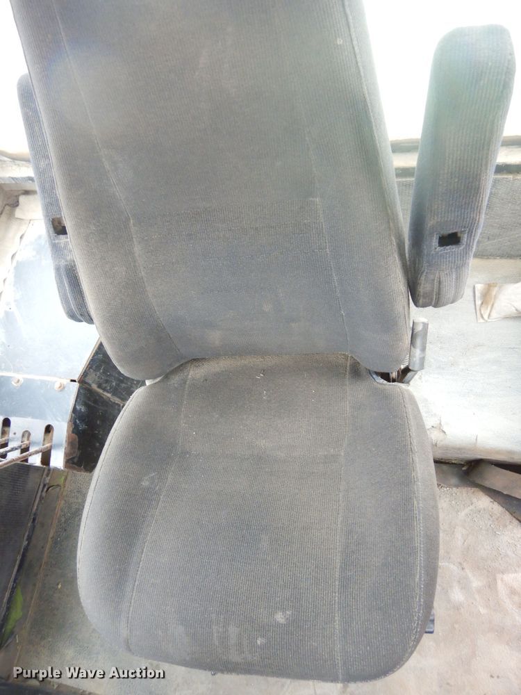 image for item KT9088 1978 Steiger Panther III ST325  4WD tractor