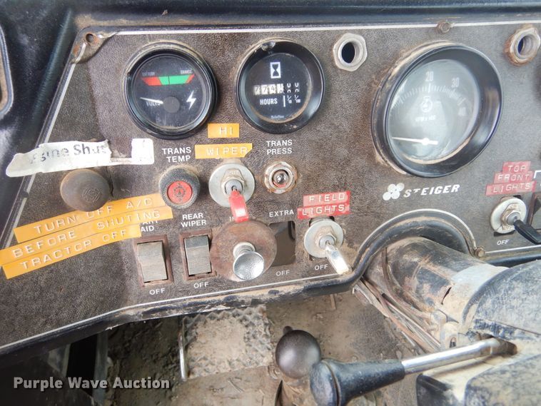 image for item KT9088 1978 Steiger Panther III ST325  4WD tractor