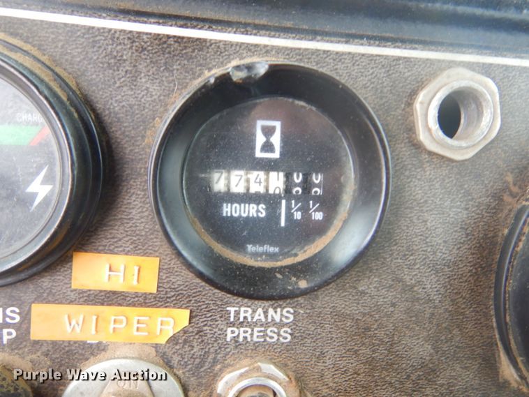 image for item KT9088 1978 Steiger Panther III ST325  4WD tractor