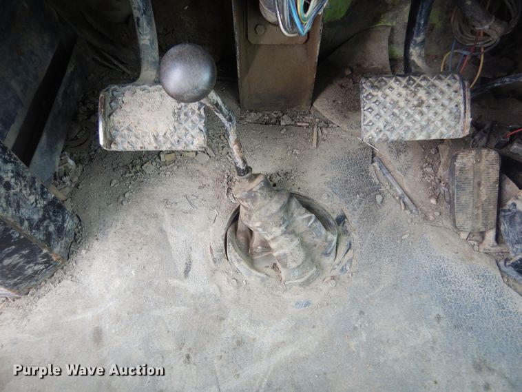 image for item KT9088 1978 Steiger Panther III ST325  4WD tractor