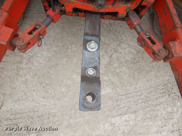 image for item KT9089 International 1086  tractor