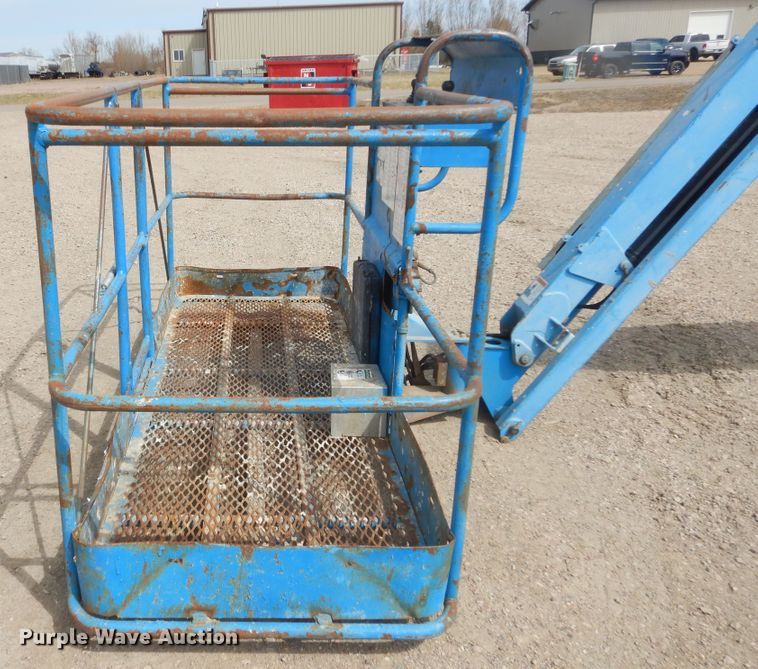 image for item KT9097 2011 Genie S45  boom lift