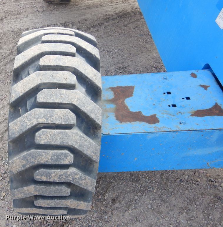 image for item KT9097 2011 Genie S45  boom lift