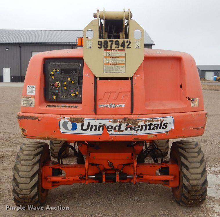 image for item KT9098 2007 JLG 400S  boom lift