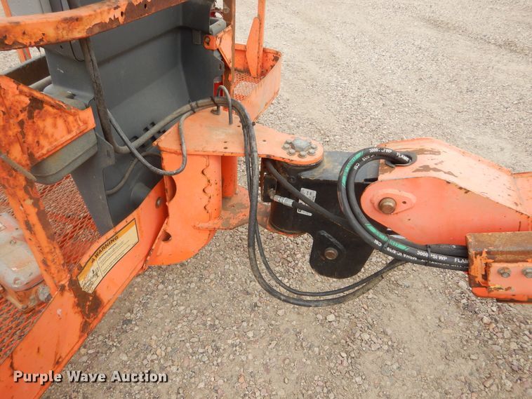image for item KT9098 2007 JLG 400S  boom lift