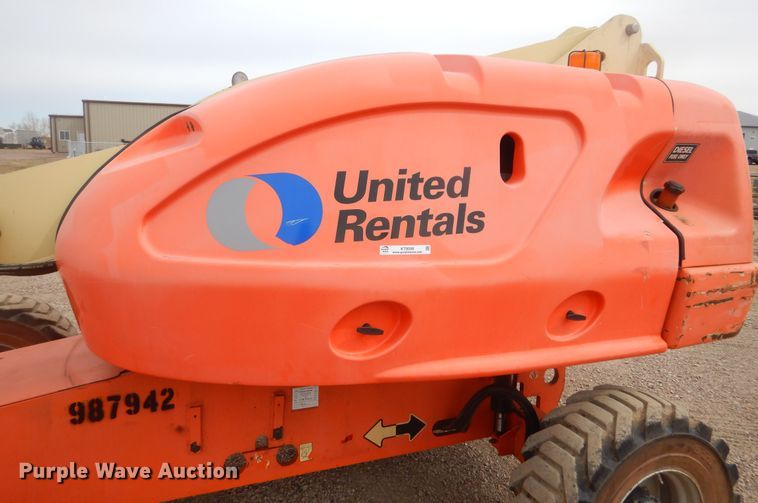 image for item KT9098 2007 JLG 400S  boom lift