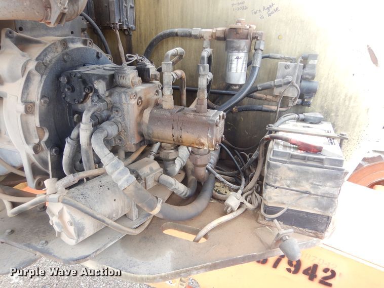 image for item KT9098 2007 JLG 400S  boom lift