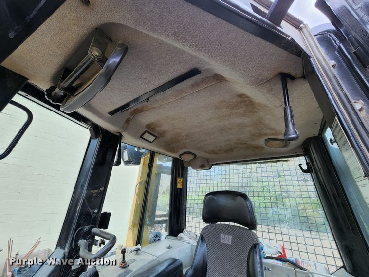 image for item KT9755 2012 Caterpillar D6N LGP  dozer